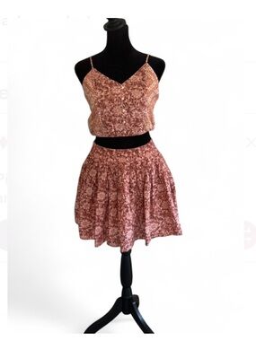 American Eagle Outfitters Floral Pleated Top &  Skirt Set          Pink XS/S